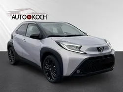 Silber Neu 2025 Toyota Aygo Edition Kleinwagen | 21.990 €