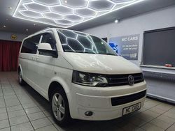 Weiß Gebraucht 2012 VW Transporter Comfortline Van | 14.999 €