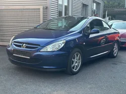 Blau Gebraucht 2004 Peugeot 307 CC Cabrio | 2.790 € (Etwas zu teuer)