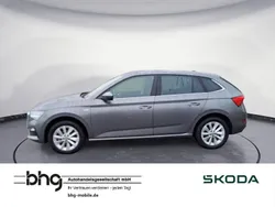 Andere farbe Gebraucht 2023 Skoda Scala Ambition Kleinwagen | 22.830 € (Etwas zu teuer)