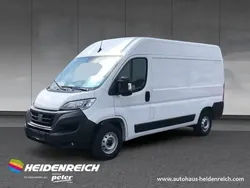 Weiß Gebraucht 2023 Fiat Ducato Van | 31.989 € (Fairer Preis)