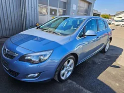 Frescoblau Gebraucht 2011 Opel Astra Sport Limousine | 5.990 € (Etwas zu teuer)
