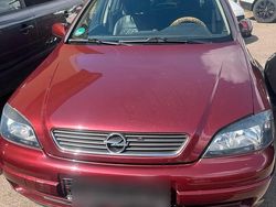 Rot Gebraucht 2003 Opel Astra Limousine | 2.799 € (Fairer Preis)