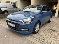 Blau Gebraucht 2018 Hyundai i20 Classic Limousine | 9.200 € (Guter Preis)