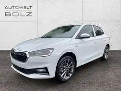 Moonweiss metallic Gebraucht 2024 Skoda Fabia Drive Limousine | 21.590 € (Etwas zu teuer)
