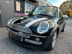 Schwarz Gebraucht 2004 Mini ONE Kleinwagen | 2.490 € (Fairer Preis)
