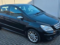 Schwarz Gebraucht 2007 Mercedes B200 Van / Kleinbus | 5.250 € (Fairer Preis)