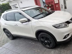Weiß Gebraucht 2017 Nissan X-Trail 360º SUV | 11.900 € (Fairer Preis)