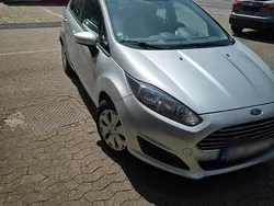 Grau Gebraucht 2014 Ford Fiesta Kleinwagen | 3.500 € (Fairer Preis)
