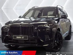 Schwarz Neu 2025 BMW X7 SUV | 108.990 € (Guter Preis)