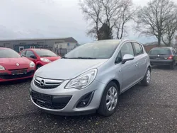 Silber Gebraucht 2012 Opel Corsa Edition Kleinwagen | 1.990 € (Fairer Preis)