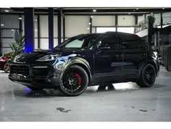 Schwarz Gebraucht 2021 Porsche Cayenne Turbo SUV | 84.995 € (Fairer Preis)