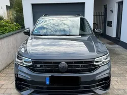 Grau Gebraucht 2022 VW Tiguan R SUV | 49.500 € (Teuer)
