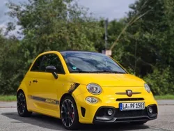 Gelb Gebraucht 2017 Abarth 595 Competizione Kleinwagen | 20.500 € (Etwas zu teuer)