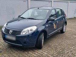 Blau Gebraucht 2011 Dacia Sandero Ambiance Limousine | 4.500 €
