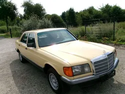 Gelb Gebraucht 1981 Mercedes 300 Limousine | 13.900 €