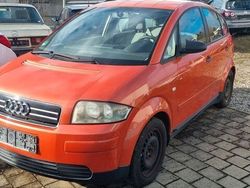 Rot Gebraucht 2001 Audi A2 Kleinwagen | 690 € (Fairer Preis)