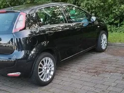 Schwarz Gebraucht 2012 Fiat Punto Kleinwagen | 3.200 € (Fairer Preis)