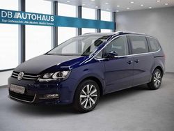 Blau Gebraucht 2021 VW Sharan Highline Van / Kleinbus | 28.930 € (Fairer Preis)