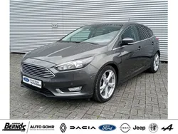 Grau Gebraucht 2018 Ford Focus Titanium Limousine | 13.360 € (Guter Preis)