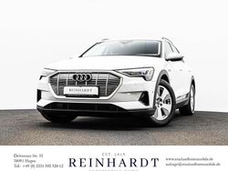 Gletscherweiß metallic Gebraucht 2022 Audi e-tron Comfort SUV | 34.835 € (Guter Preis)