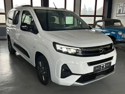 Weiß kaolin Neu 2024 Opel Combo Life Elegance Van / Kleinbus | 32.490 € (Fairer Preis)