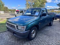 Grün Gebraucht 2001 Toyota HiLux Abholung | 8.999 €