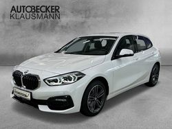 Mineralweiß metallic Gebraucht 2023 BMW 118 Shadowline Kleinwagen | 28.159 € (Fairer Preis)