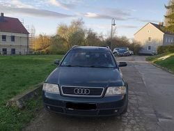 Grün Gebraucht 2000 Audi A6 Kombi | 1.400 €