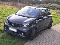 Schwarz Gebraucht 2015 Smart ForFour Passion Kleinwagen | 9.999 € (Teuer)