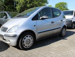 Silber Gebraucht 2004 Mercedes A160 Classic Limousine | 598 € (Guter Preis)