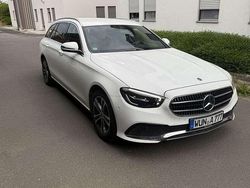 Gebraucht 2022 Mercedes E220 Avantgarde Kombi | 32.499 € (Guter Preis)