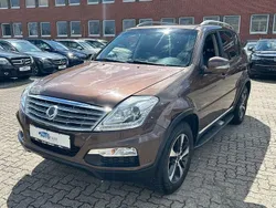 Braun Gebraucht 2016 Ssangyong Rexton SUV | 5.980 €