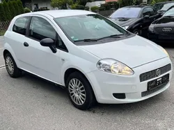 Weiß Gebraucht 2009 Fiat Grande Punto Active Kleinwagen | 2.100 € (Guter Preis)