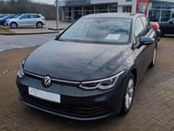 Urnograu Gebraucht 2023 VW Golf VIII Life Limousine | 22.500 € (Fairer Preis)