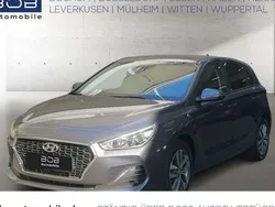 Microngrey metallic (grau) Gebraucht 2020 Hyundai i30 Trend Limousine | 18.888 € (Guter Preis)