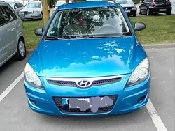 Blau Gebraucht 2010 Hyundai i30 Limousine | 2.850 € (Guter Preis)