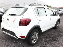 Gletscherweiß gletscherweiß gletscherweiß Gebraucht 2020 Dacia Sandero Prestige Kleinwagen | 10.426 € (Fairer Preis)