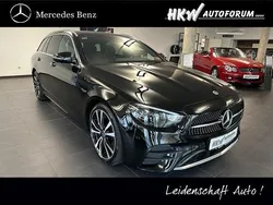 Obsidianschwarz (metallic) Gebraucht 2022 Mercedes E400 AMG Kombi | 48.990 € (Fairer Preis)