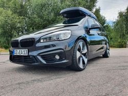 Schwarz Gebraucht 2016 BMW 218 Gran Tourer Sport Line Van / Kleinbus | 10.800 € (Guter Preis)