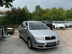Silber Gebraucht 2006 Skoda Fabia Ambiente Limousine | 2.700 € (Fairer Preis)