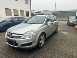 Silber Gebraucht 2007 Opel Astra Catch Me Limousine | 990 € (Superpreis)