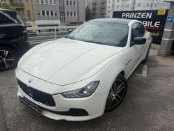 Weiß Gebraucht 2015 Maserati Ghibli Coupé | 24.990 € (Guter Preis)
