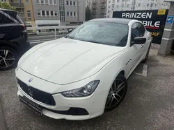 Weiß Gebraucht 2015 Maserati Ghibli Coupé | 25.990 € (Fairer Preis)