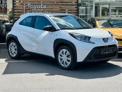 Weiß Neu 2025 Toyota Aygo X-play Kleinwagen | 17.790 €