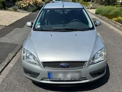 Silber Gebraucht 2007 Ford Focus Style Kombi | 1.750 € (Guter Preis)