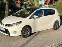 Weiß Gebraucht 2014 Toyota Verso Life Van / Kleinbus | 10.600 € (Fairer Preis)