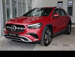 Rot Gebraucht 2024 Mercedes GLA200 Progressive SUV | 37.490 € (Guter Preis)