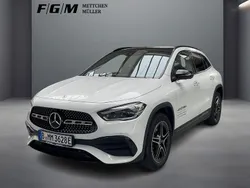Digitalweiss metalliclack Gebraucht 2024 Mercedes GLA250 AMG SUV | 42.590 € (Fairer Preis)