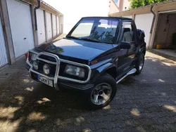 Schwarz Gebraucht 1992 Suzuki Vitara SUV | 6.600 €
